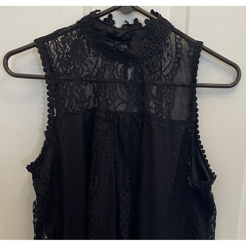 Black Sleeveless Lace High Neck Button Key Hole Top Knit‎ Body Witchy Whimsigoth